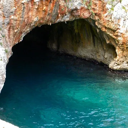 Azzurro Mare אנדרנו